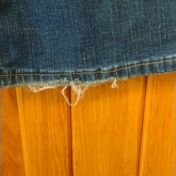 EUC Levi's 512 Perfectly Slimming Bootcut, Size 8PM - Picture 5 of 7